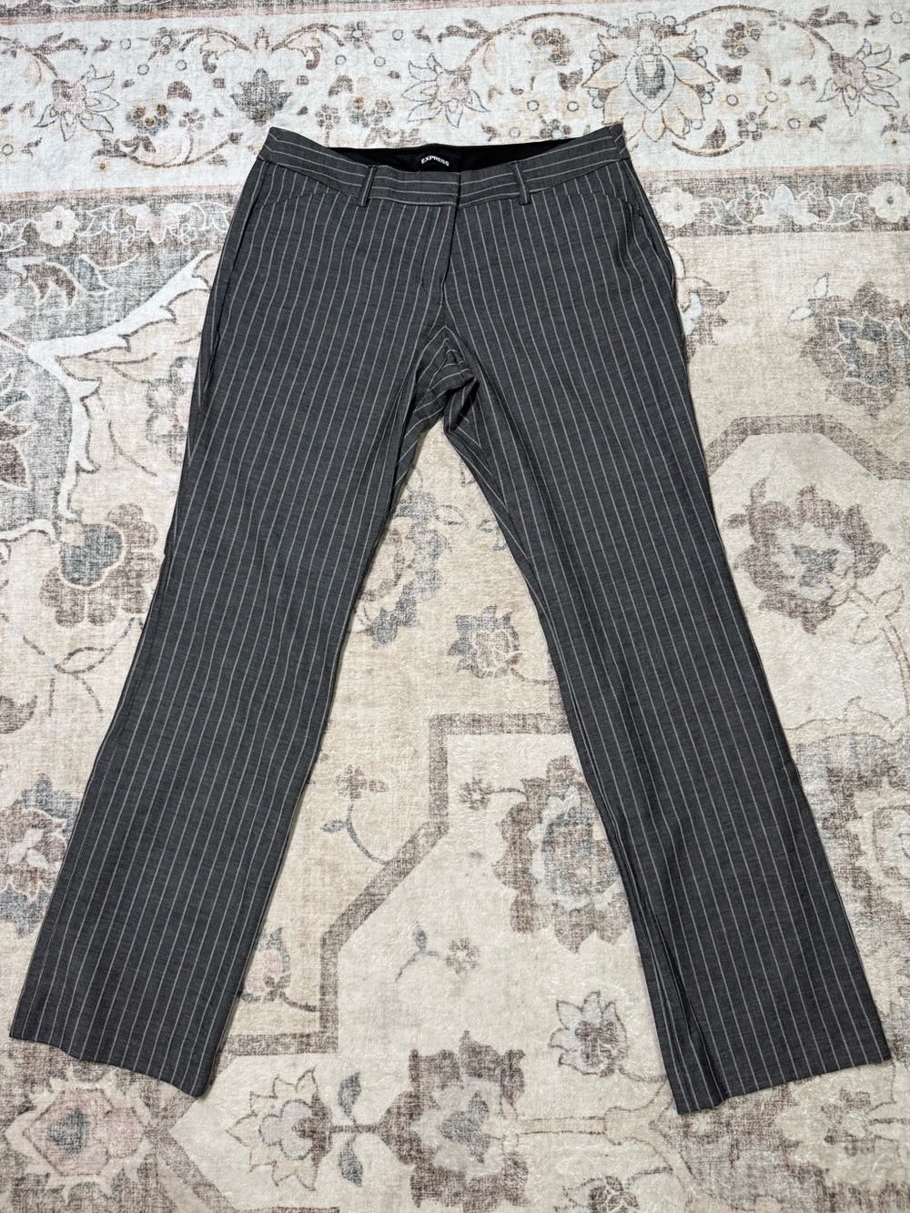 Express Editor Barely Boot Low Rise 12R Charcoal Gray Pinstripe Boot Cut Pants